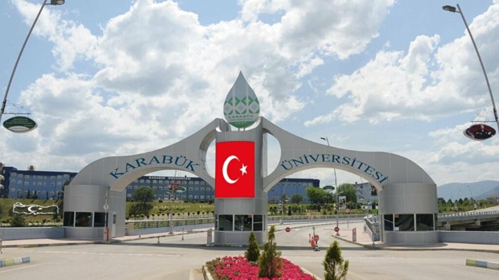 KARABÜK ÜNİVERSİTESİ 64 SÖZLEŞMELİ PERSONEL ALIYOR!