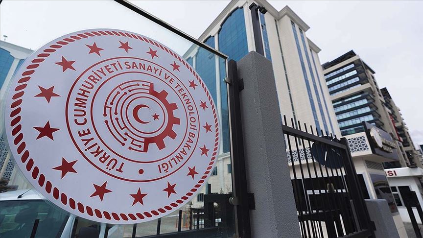 SANAYİ VE TEKNOLOJİ BAKANLIĞI 2022 YILINDA 35 PERSONEL ALIYOR!