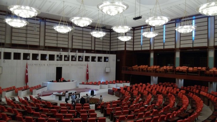 EYT’de Formül Netleşiyor Kademeli Emeklilik Geliyor!