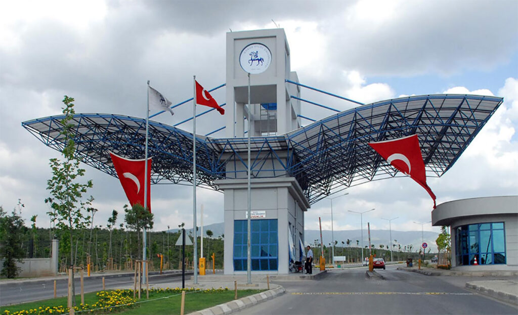 DOKUZ EYLÜL ÜNİVERSİTESİ EN AZ LİSE MEZUNU PERSONEL ALIMI YAPIYOR!